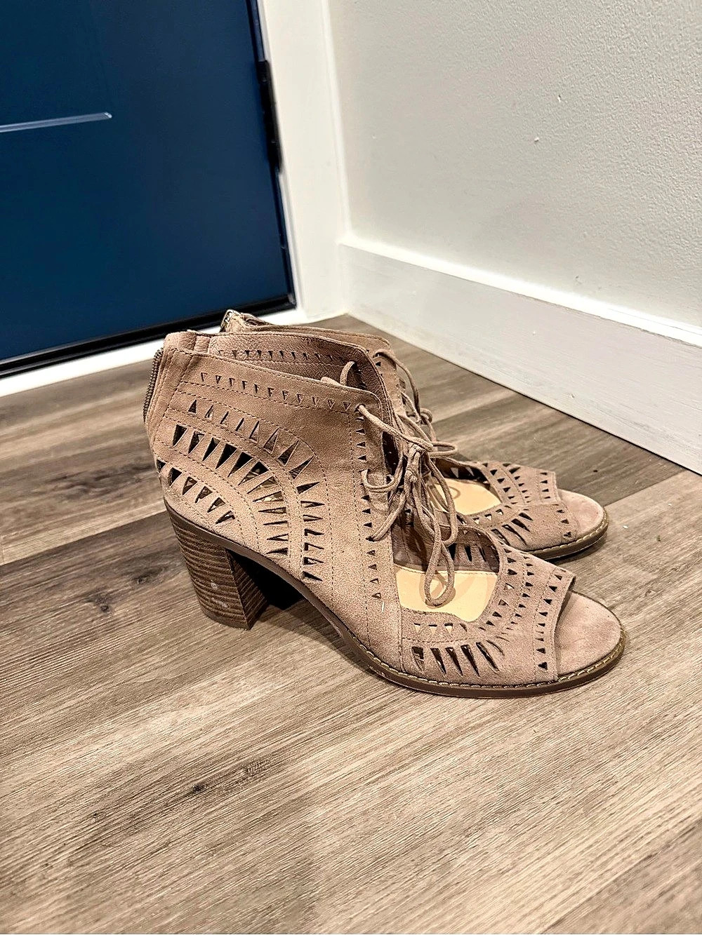 Vince Camuto Open Toe Boot Cutout Heels Brown US 8